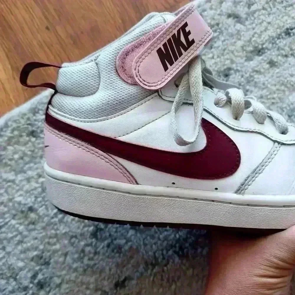 Nike Youth Court Borough Mid 2 White, Pink, and Burgundy Sneaker 4.5 Y
